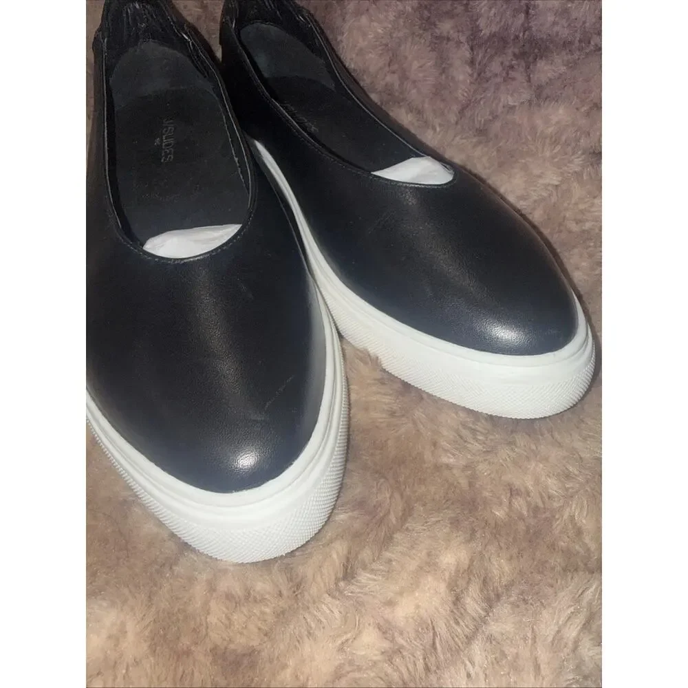 New J/Slides NYC black and white leather loafers, Slide On Shoes , size 11M